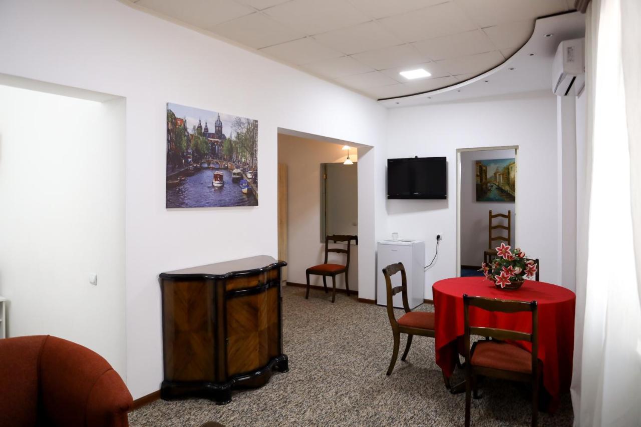 No Problem Hotel Yerevan Ngoại thất bức ảnh