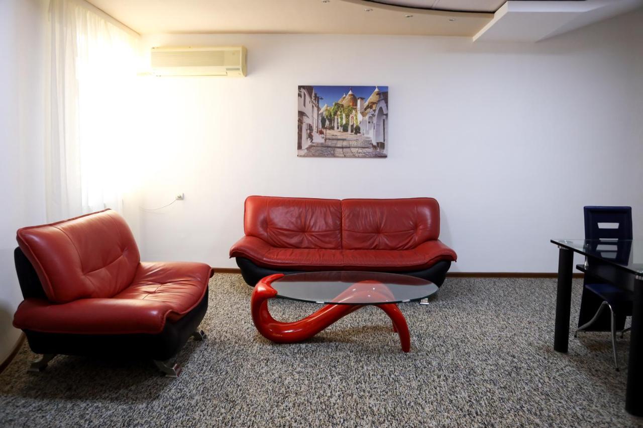 No Problem Hotel Yerevan Ngoại thất bức ảnh