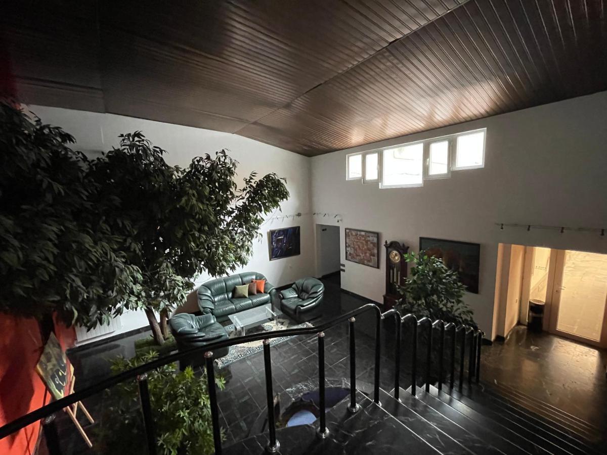No Problem Hotel Yerevan Ngoại thất bức ảnh