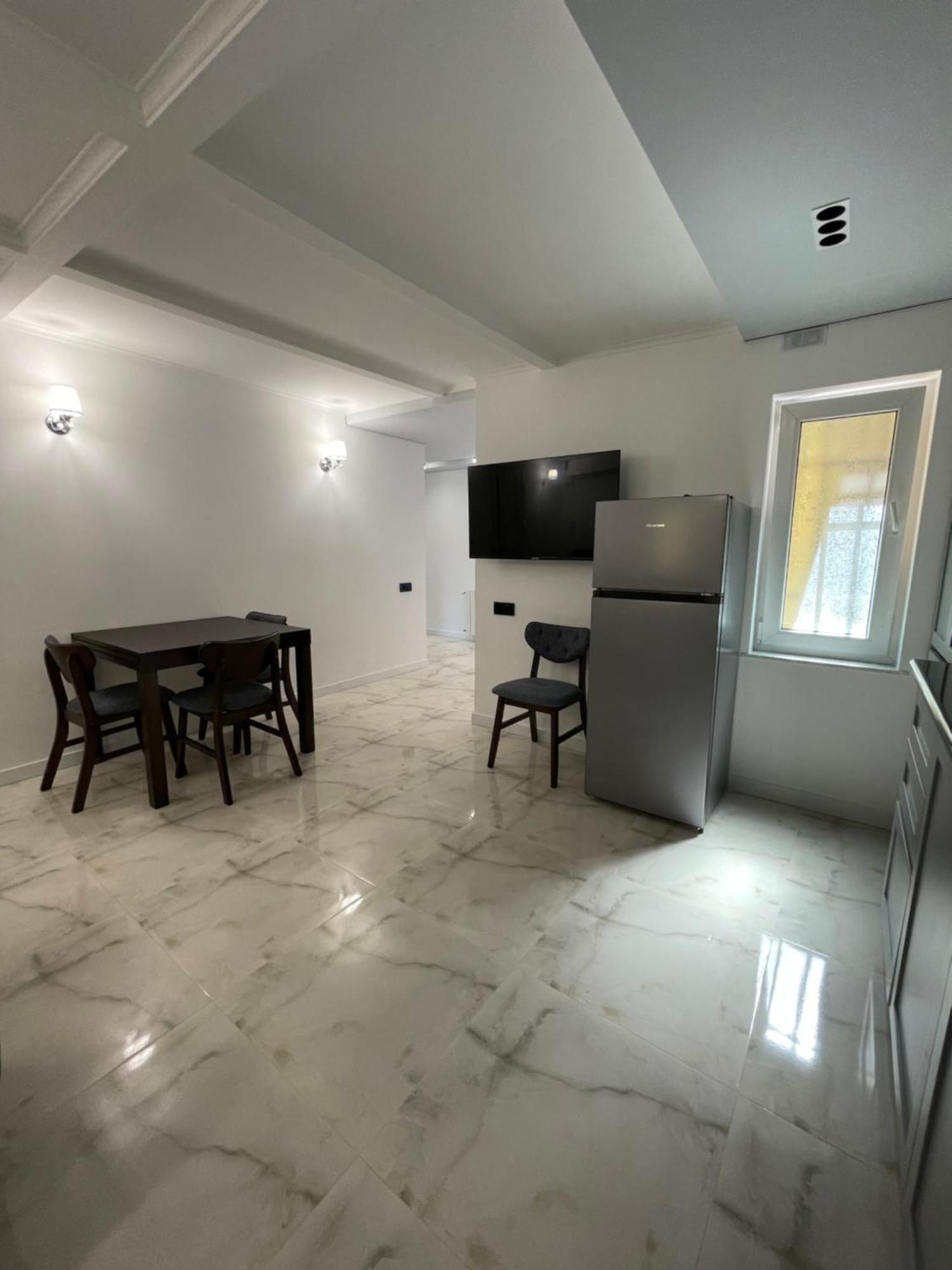 No Problem Hotel Yerevan Ngoại thất bức ảnh
